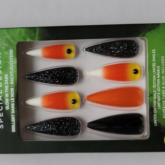 New KISS Stiletto XL Glue on Nails Halloween - Picture 3 of 6